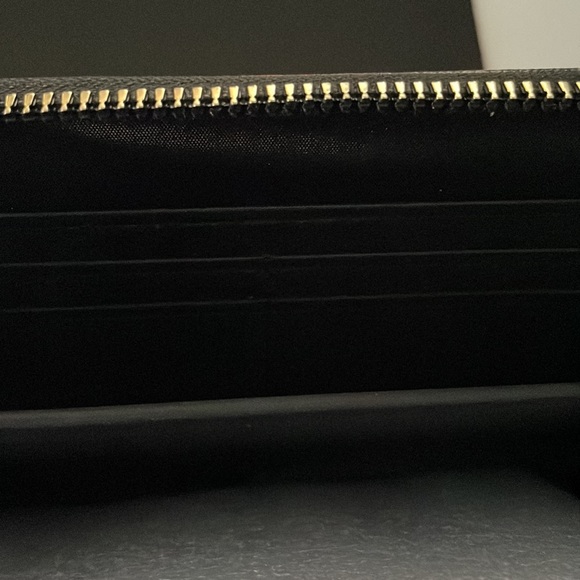 Wallet - Picture 4 of 6